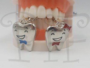 Brelok ząbek dla stomatologa