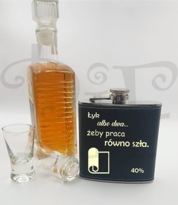 Piersiówka z grawerem dla Blacharza- Łyk albo dwa żeby praca równo szła