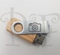 pendrive fotograf drewniany.jpg