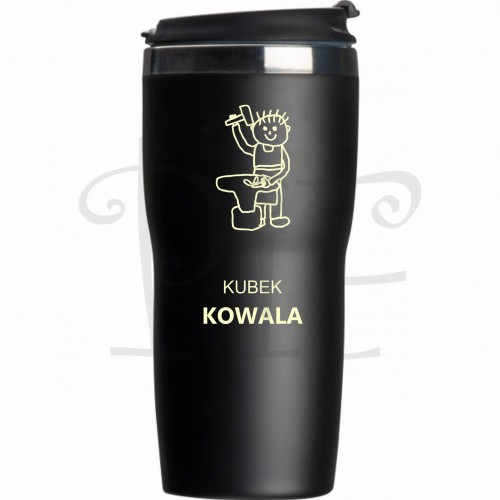 kubek grawer kowal czarny2.jpg