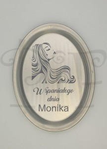 Taca metalowa z grawerem Wspaniałego dnia + imię