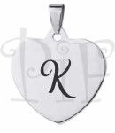 Zawieszka w kolorze srebrnym z grawerowaną literką