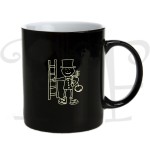 Kubek czarny z grawerem kominiarz